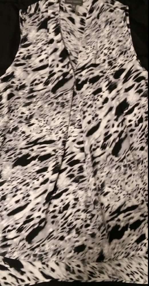 Vince Camuto XS Sleeveless Leopard Blouse EUC